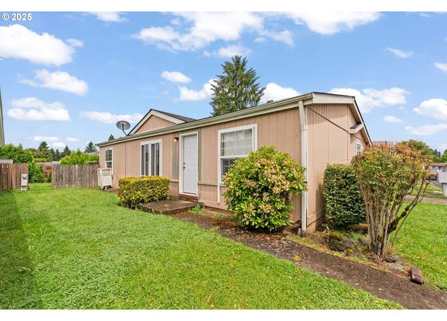 Property at 1111 SE 3rd Ave #32, Canby, OR 97013, 3 beds, 2 baths