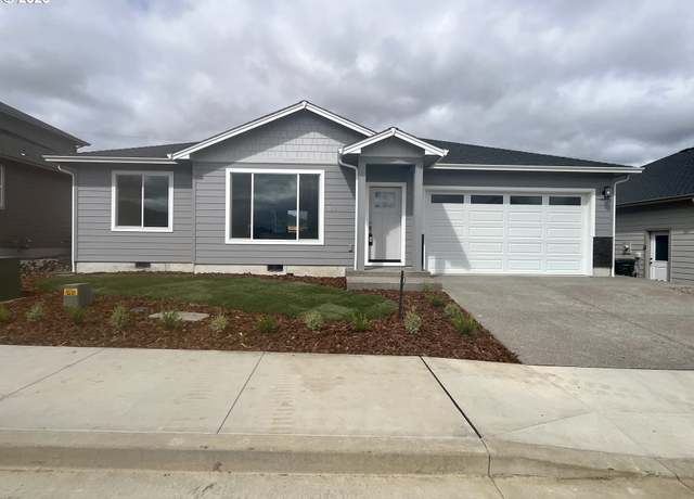 Property at 149 Coles Valley St, Sutherlin, OR 97479, 3 beds, 2 baths