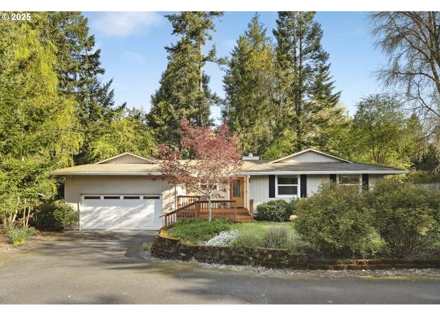 Property at 4623 SW 55th Pl, Portland, OR 97221, 3 beds, 2 baths