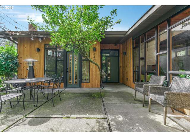 Property at 4405 Verda Ln, Keizer, OR 97303, 4 beds, 2 baths