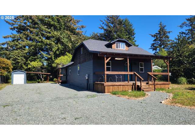 Property at 358 NE Lexington Ave, Bandon, OR 97411, 3 beds, 2 baths