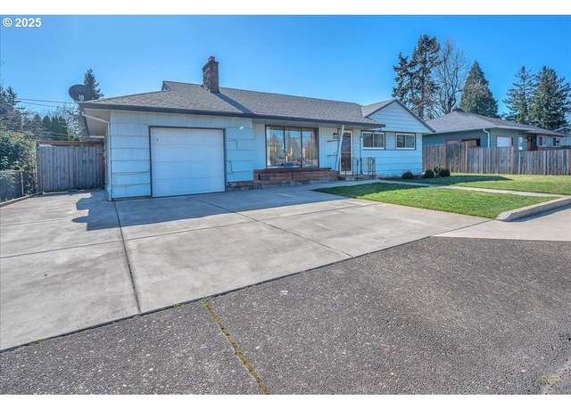 Property at 12652 NE Halsey St, Portland, OR 97230, 3 beds, 1 bath