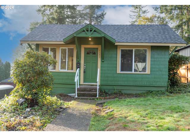 Property at 1381 Central Ave, Coos Bay, OR 97420, 3 beds, 2 baths