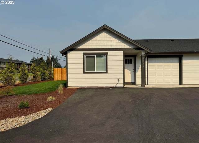 Property at 3619 Green River Rd, Sweet Home, OR 97386, 3 beds, 2 baths