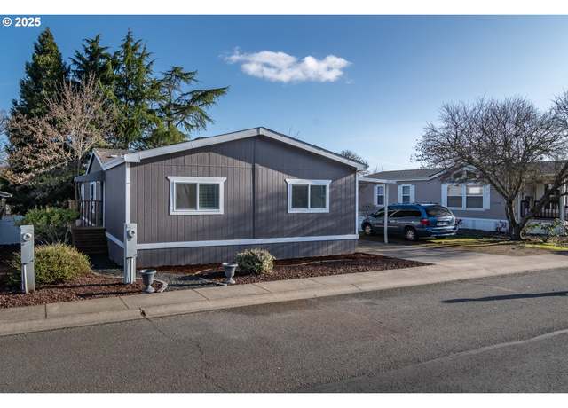 Property at 134 Owyhee Ln, Roseburg, OR 97471, 3 beds, 2 baths