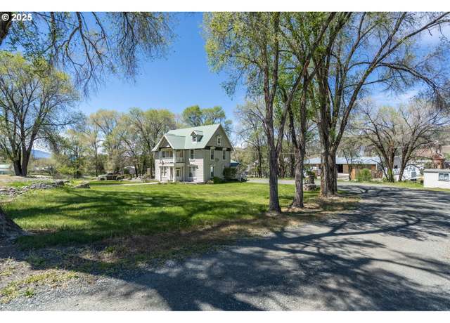 Property at 60355 Highway 26, John Day, OR 97845, 5 beds, 3.5 baths