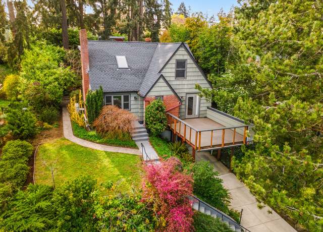 Property at 2362 Charnelton St, Eugene, OR 97405, 4 beds, 3 baths