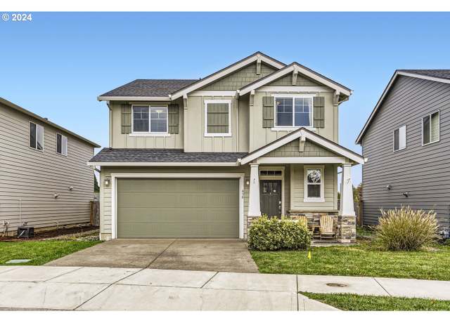 Property at 438 SW 16th Ave, Canby, OR 97013, 4 beds, 2.5 baths