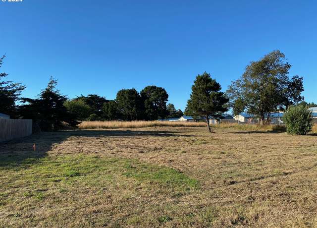 Property at 0 13th St SE, Bandon, OR 97411
