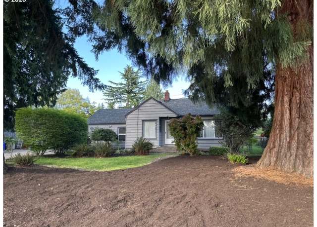 Property at 15012 SE Kellogg Ave, Milwaukie, OR 97267, 3 beds, 2 baths