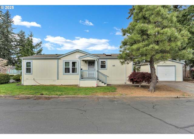 Property at 13451 SE Raymond St, Portland, OR 97236, 3 beds, 2 baths