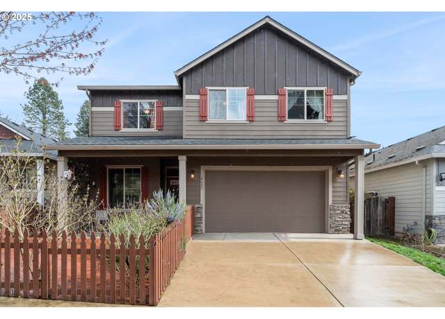 Property at 4605 NE 12th Ct, Vancouver, WA 98663, 4 beds, 2.5 baths