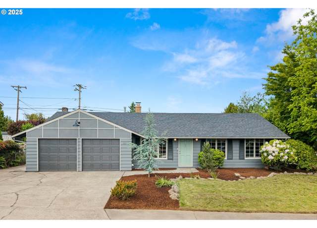 Property at 3821 NE 133rd Ave, Portland, OR 97230, 3 beds, 1.5 baths