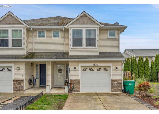 Property at 1950 27th Ave, Forest Grove, OR 97116, 3 beds, 2.5 baths