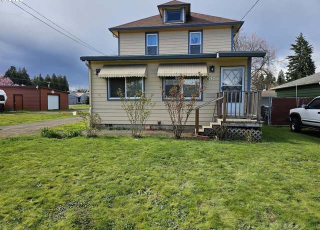 Property at 365 Bryan St, Woodburn, OR 97071, 3 beds, 2 baths