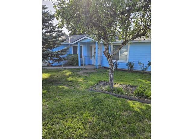 Property at 655 N Washington St, Lafayette, OR 97127, 3 beds, 2 baths