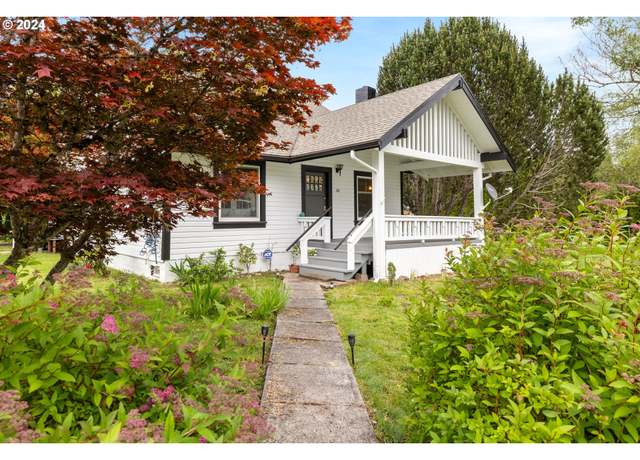 Property at 140 SE Lamson St, Willamina, OR 97396, 3 beds, 2 baths