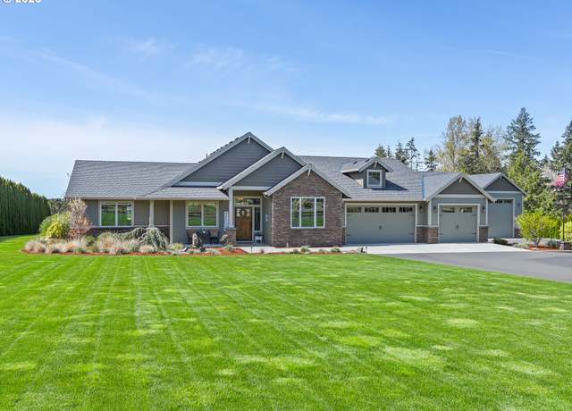 Property at 29349 SE Sunview Ln, Estacada, OR 97023, 3 beds, 2.5 baths
