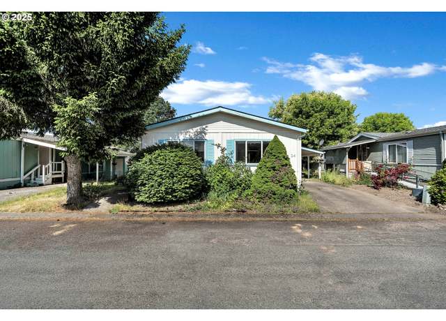 Property at 13216 NE 59th St #24, Vancouver, WA 98682, 2 beds, 2 baths