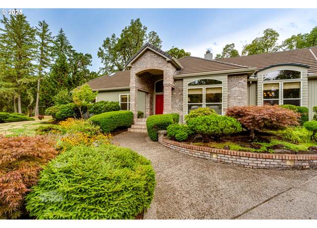 Property at 85789 Lorane Hwy, Eugene, OR 97405, 4 beds, 4.5 baths