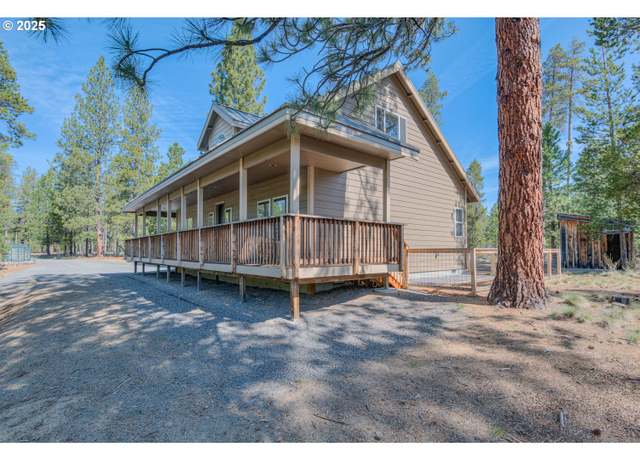Property at 15174 Yellow Pine Loop SE, Bend, OR 97707, 3 beds, 2.5 baths