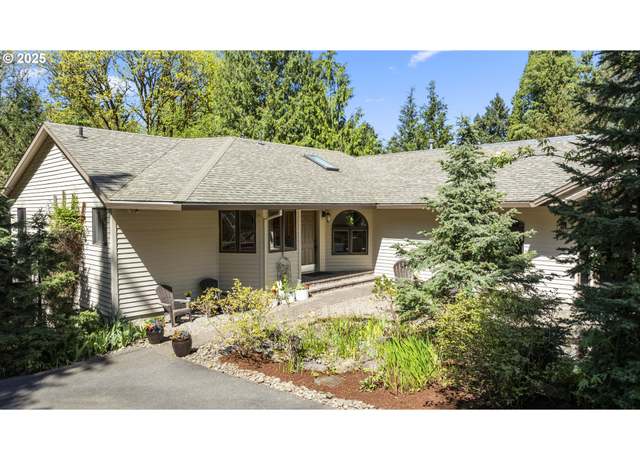 Property at 18805 Parkwood Pl, West Linn, OR 97068, 4 beds, 3 baths