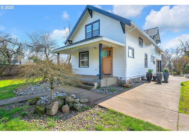 Property at 34418 Berg Rd, Warren, OR 97053, 4 beds, 2.5 baths