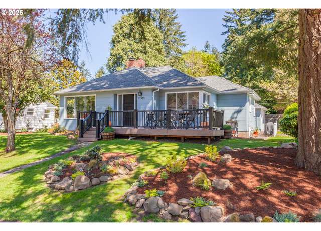 Property at 11330 SW 55th Ave, Portland, OR 97219, 2 beds, 2 baths