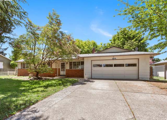 Property at 134 Canemah Ct, Oregon City, OR 97045, 3 beds, 2 baths