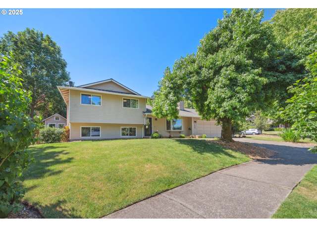 Property at 14990 SW Carolwood Dr, Beaverton, OR 97007, 3 beds, 2.5 baths