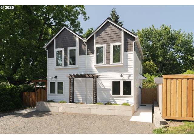 Property at 4633 SE 35th Ave Unit B, Portland, OR 97202, 2 beds, 1.5 baths