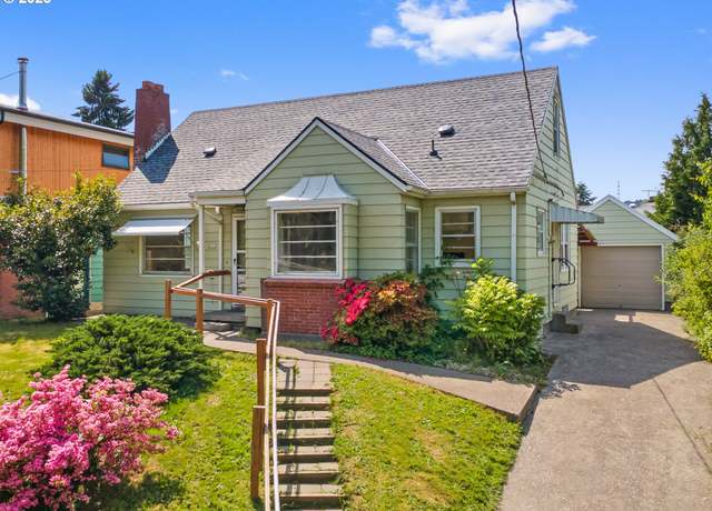 Property at 4315 SE 28th Pl, Portland, OR 97202, 3 beds, 1 bath
