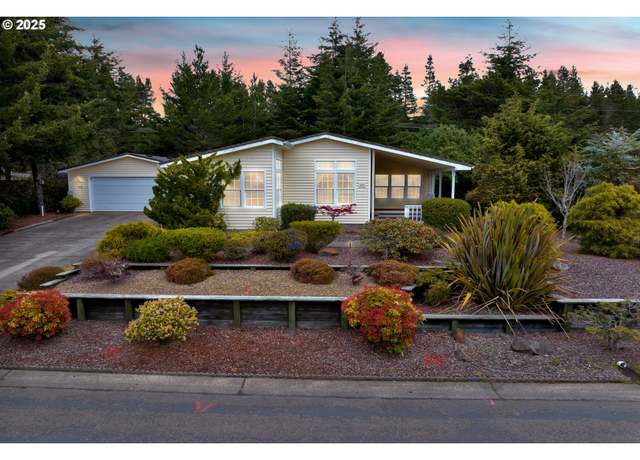 Property at 415 Sherwood Loop, Florence, OR 97439, 3 beds, 2 baths