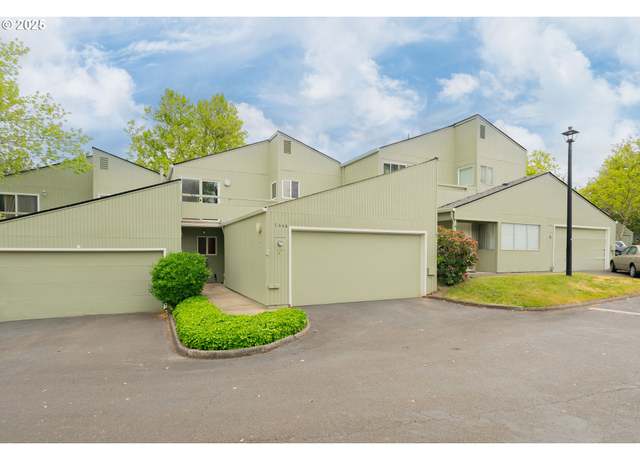 Property at 1664 NW Rolling Hill Dr, Beaverton, OR 97006, 3 beds, 2 baths