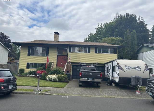 Property at 965 NE 22nd Ct, Gresham, OR 97030, 3 beds, 2 baths