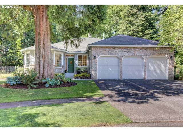 Property at 4111 NE 137th Cir, Vancouver, WA 98686, 4 beds, 2 baths