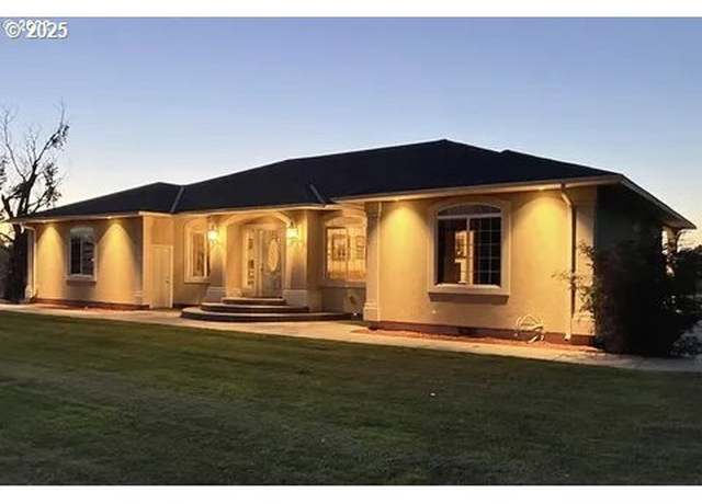 Property at 80285 Gasp Ln, Hermiston, OR 97838, 3 beds, 2 baths
