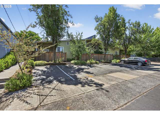 Property at 7302 N New York Ave #6, Portland, OR 97203, 1 bed, 1 bath