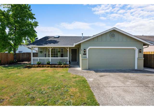 Property at 9303 NE 82nd Cir, Vancouver, WA 98662, 4 beds, 3 baths