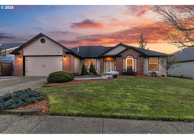Property at 538 E 17th Cir, La Center, WA 98629, 4 beds, 2.5 baths