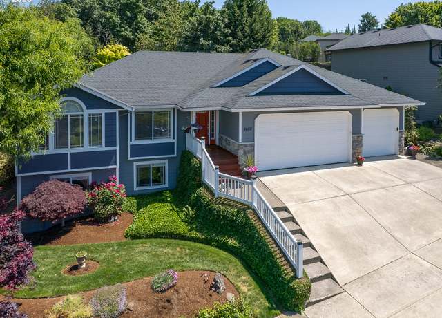 Property at 1802 NW Ogden St, Camas, WA 98607, 5 beds, 3.5 baths
