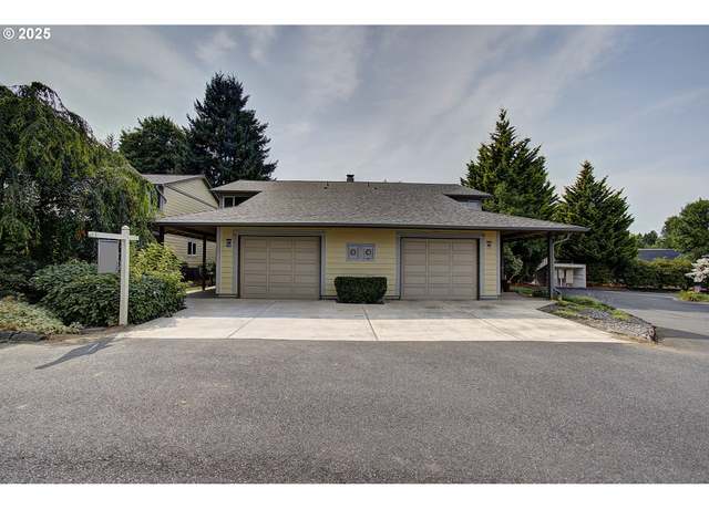 Property at 4613 E 18th St #27, Vancouver, WA 98661, 2 beds, 2.5 baths