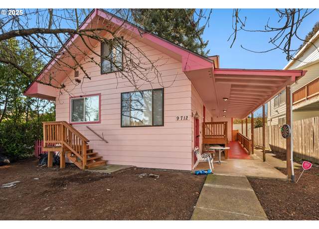 Property at 9712 SE Duke St, Portland, OR 97266, 8 beds, 3 baths
