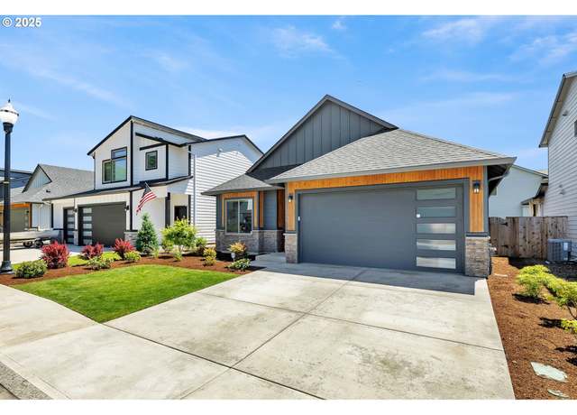 Property at 13009 NE 106th Cir, Vancouver, WA 98682, 3 beds, 2 baths