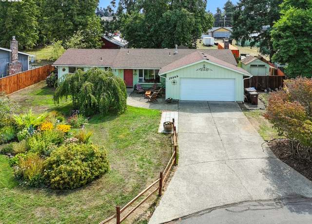 Property at 18969 Lafayette Ave, Oregon City, OR 97045, 3 beds, 1.5 baths
