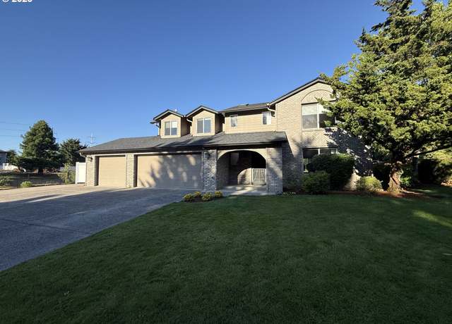 Property at 3715 NE 166th Ave, Vancouver, WA 98682, 3 beds, 2.5 baths