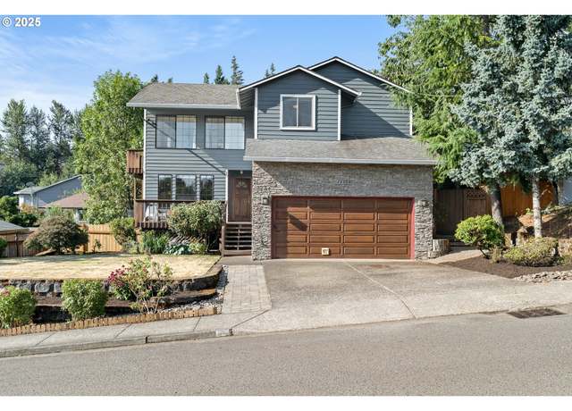 Property at 11178 SE Cranberry Loop, Clackamas, OR 97015, 4 beds, 2.5 baths