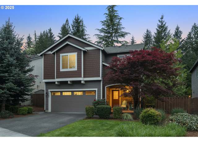 Property at 1043 Meek Way, West Linn, OR 97068, 4 beds, 2.5 baths