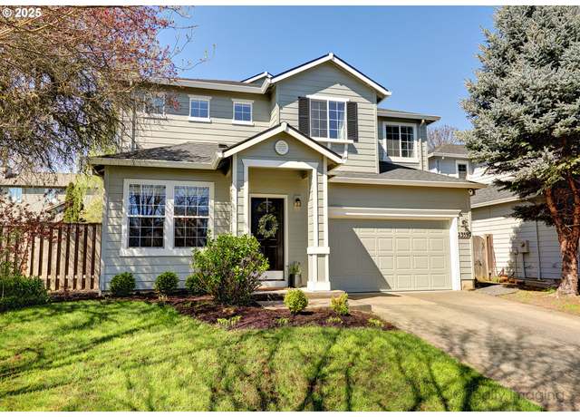 Property at 23597 SW Pinehurst Dr, Sherwood, OR 97140, 4 beds, 2.5 baths