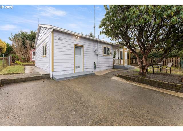 Property at 2660 35th St, Coos Bay, OR 97420, 3 beds, 1 bath